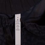 Lululemon Women's On The Fly 7/8 Pant Formation Camo Deep Coal Multi Print 8 Photo 1