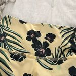 Beyond Yoga  Women’s Medium Olympus Floral Yellow Green Leggings Photo 1