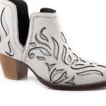 Roper WOMENS ROWDY GLITZ
Leather Ankle Boots Sz 8.5 NWT White Photo 0