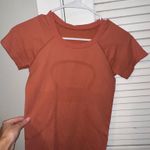 Lululemon  top Photo 2