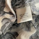 Van Heusen  STUDIO Floral ShortSleeve Blouse XSmall Photo 6