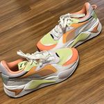 Puma Running Shoes Photo 0