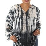 Shoreline  Women's black and White Tie-Dye Top Photo 5