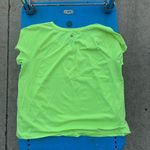 Livi Active Neon Green Short Sleeve Tee Size undefined Photo 2