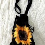 Vintage Sunflower Printed Bucket Bag Black Photo 0