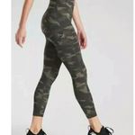 Athleta Ultimate Camo 7/8 Tight Stash Pockets olive green Women’s xs extra small Photo 1