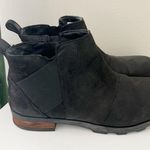 Sorel  Emelie Chelsea Bootie Black Leather Waterproof Size 9.5 Womens Photo 1