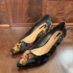 Tahari  Gia Floral Jacquard Kitten Heel Pumps Black Pointed Toe Size 7.5 M Photo 1