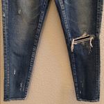 Moussy Vintage Women’s Blue Distressed Jeans Size 26 Photo 2