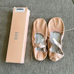 Ladies Dansoft I| Split Sole Ballet Shoes slippers pink size 5.5 NWT in the box Photo 1