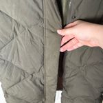 The North Face  Miss Metro Parka II in Olive Green S Photo 3