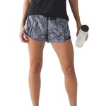 Lululemon Hotty Hot Short (Long) Mini Antique Paisley White Black Size 4 Photo 0