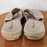 Bare Traps Karma Beaded Flip Flops in Light Khaki Size 7 Tan Boho Sandals Photo 6