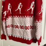 COCOBLEU WOMAN’S SKI SNOWFLAKE
CHRISTMAS COZY SWEATER Size medium Red Photo 8