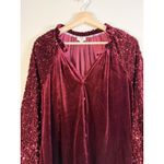 Umgee Velvet Sequin Sleeve Top Size Womens M Blouse Burgundy Party Holiday Photo 2
