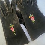 Vintage Kidskin Leather Gloves with Embroidered Flower Black Photo 1