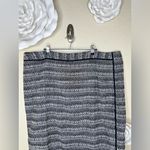 Liz Claiborne NTM: Black & White Tweed Pencil Skirt with Ribbon Details Sz 24W Photo 2