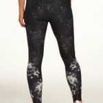 Calia Carrie Underwood Essential Printed
Leggings Floral Glow Size M Black Size M Photo 2