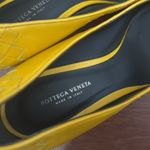 Bottega Veneta New mustard yellow intrecciato leather pumps with weave detailing Photo 6