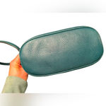 Gucci Barcelona leather handbag Loewe
Green in Leather Photo 5