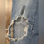 Levi's Levi’s 721 High Rise Skinny Denim Distressed Blue Jeans 28 Basic Casual Everyday Photo 5