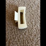 Hair clip large as shown unused Photo 2