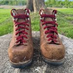 VTG Vasque Vibram Suede Old School Hiking Boots Men’s 8.5/Women’s 10 Brown Photo 0