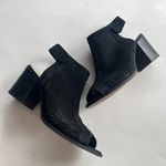 Vince Camuto  Lavette‎ Perforated Peep Toe Pumps Black Suede Womens Size 9.5M Photo 3