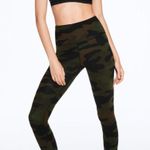 PINK - Victoria's Secret VS PINK camo ultimate high waisted leggings size small camouflage yoga pants Photo 2