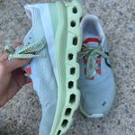 on cloud  monster Green and gray W 8 Photo 2