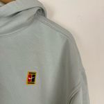 NikeCourt Women's Fleece Heritage Pullover Hoodie Photo 7