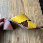 Franco Sarto Safia yellow leather block heel boho resort sandal size 8 Photo 3