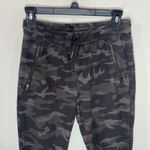 Athleta  Farallon Pants in Olive Camo size 0 Photo 98