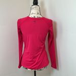 Mountain Hardwear Long Sleeve V-Neck Performance Shirt Women's XS Pink Athletic Photo 4