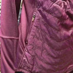 Champion Women’s  Duo Dry Venture Warm Maroon quilted pullover size M Photo 8