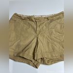 Columbia Women’s Classic khaki shorts size 12 Photo 3
