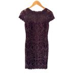 Tadashi Shoji Tadashi‎ Shoji Embroidered Illusion Yoke Lace Sheath Dress Blackberry Size 2 Photo 3
