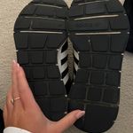 Adidas Tennis Shoes Photo 3