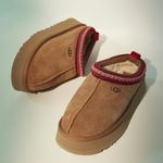 UGG Tazz Slippers Photo 0