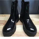 Greats Hewes Women's 9.5 Black Patent Leather Pull Photo 0