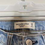 Abercrombie & Fitch Mid Rise Boyfriend Light Wash Distressed Jeans Size 25 0S Photo 1