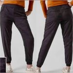 Athleta  Black Brooklyn Lined Camo Jogger Size 8 EUC Photo 1