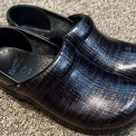 Dansko Clogs Professional Linen Patent Sz 36 (5.5) Black Metallic Rainbow Work Photo 0