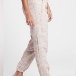 Athleta Cabo Tide Linen Jogger White Stone Neutral Beachy Pants Women’s Size 0 Photo 4