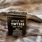 POL  Size Small Kimono Gray and White Open Front   Long Photo 5