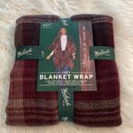 Woolrich  Cozy Blanket Wrap in maroon and Brown brand new see all photos Photo 8