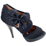 POETIC LICENSE Mistletoe Kisses Black Open Toe Rhinestone Bow 4” Heels Size 6 Photo 0