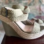 Saks 5th Avenue Saks Fifth Avenue Green Braided Strap Peep Toe Wedge Sandals size 9 Photo 5