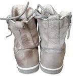 BLACKSTONE CW96 Sherpa Lined Boot in Wild Dove Tan Size 10 Photo 9