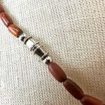 Wood beaded dolphin pendant necklace Brown Photo 4